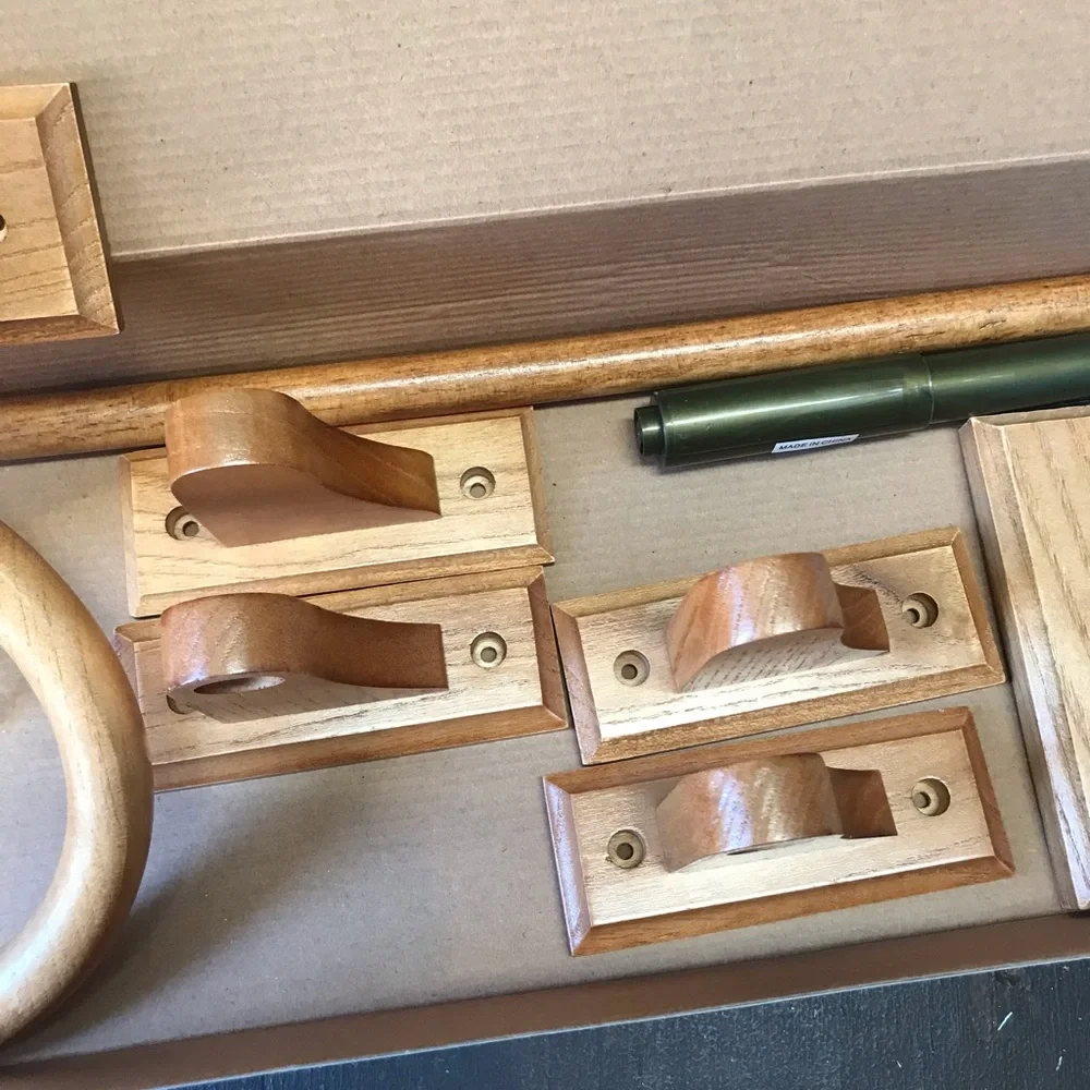 Oak Rustic bath ware set 4 pc. New